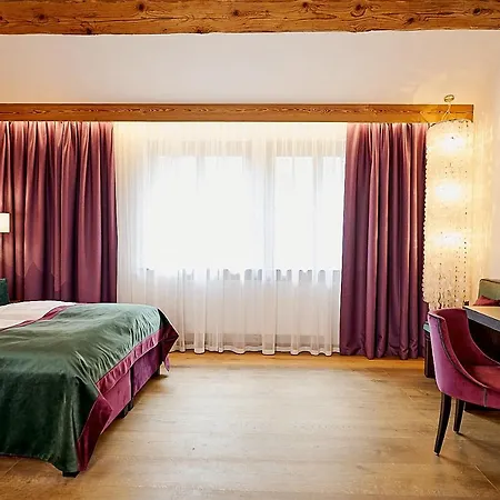 Gut Am 4* Gorlitz