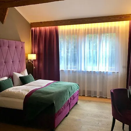 Gut Am Szálloda